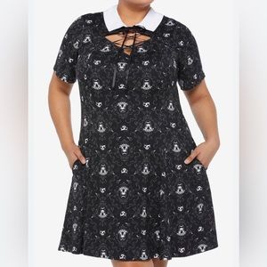 Emily The Strange Gothic Portrait Lace-Up Collar Dress Plus Size